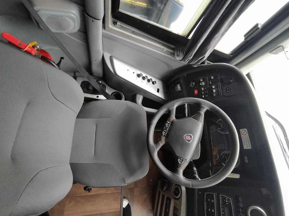 Scania - K440 - PARADISO 1800DD (2)